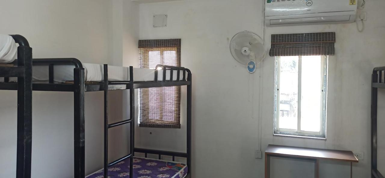 Travelers Hostel Guwahati Luaran gambar