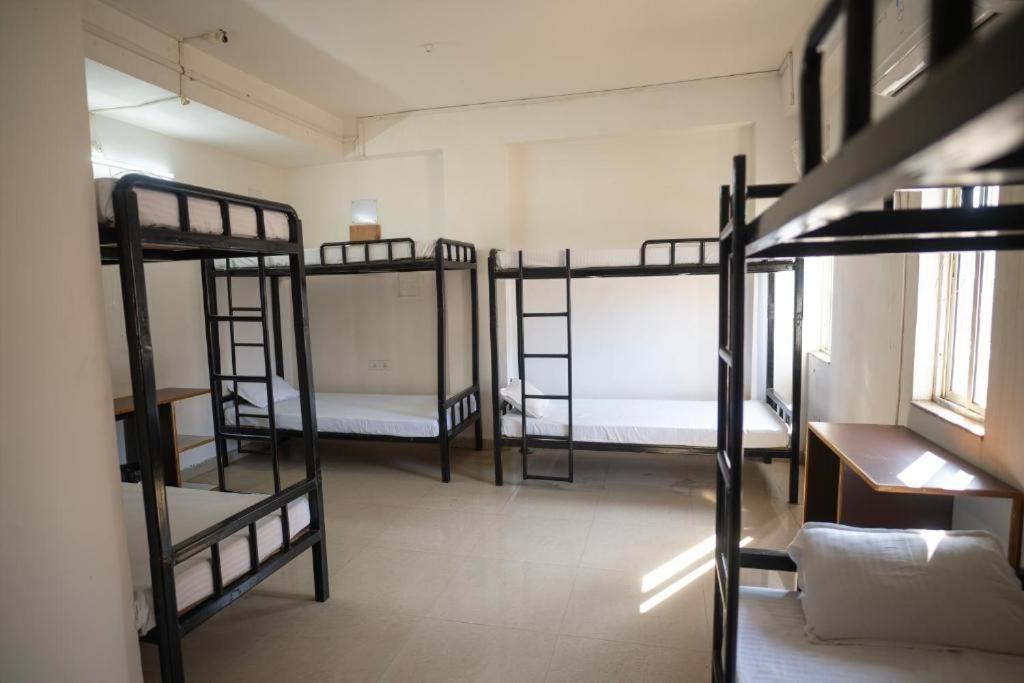 Travelers Hostel Guwahati Luaran gambar